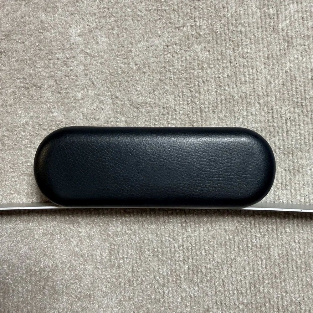 Authentic Oakley Hard Clamshell Eyeglasses Case Black Faux Leather Large EUC